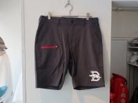 <img class='new_mark_img1' src='https://img.shop-pro.jp/img/new/icons14.gif' style='border:none;display:inline;margin:0px;padding:0px;width:auto;' /> rough & swell     james   shorts  /   charcoal