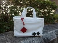 <img class='new_mark_img1' src='https://img.shop-pro.jp/img/new/icons14.gif' style='border:none;display:inline;margin:0px;padding:0px;width:auto;' />iliac     shrink  leater   cart-totebag         white