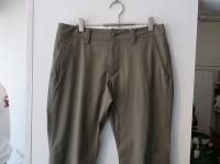 <img class='new_mark_img1' src='https://img.shop-pro.jp/img/new/icons14.gif' style='border:none;display:inline;margin:0px;padding:0px;width:auto;' />PALM SNAKE      taperd  stretch pants    flat-front/   olive  