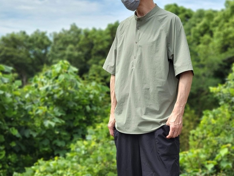UC softshell Pullover Shirt<img class='new_mark_img2' src='https://img.shop-pro.jp/img/new/icons5.gif' style='border:none;display:inline;margin:0px;padding:0px;width:auto;' />