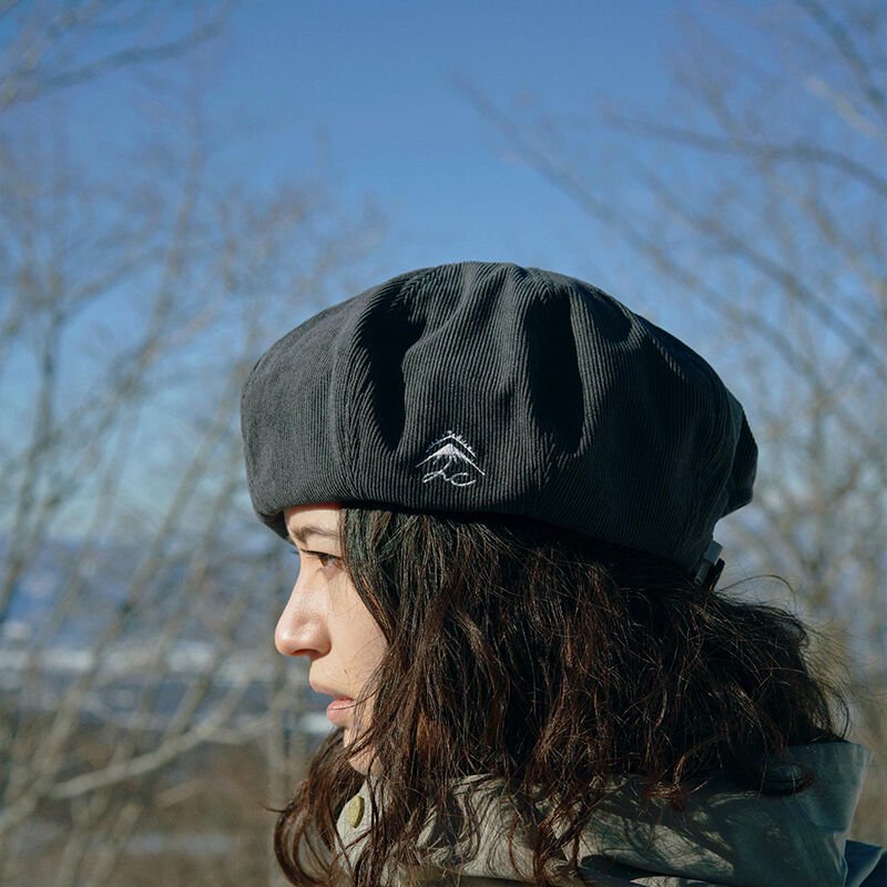Slope Beret<img class='new_mark_img2' src='https://img.shop-pro.jp/img/new/icons5.gif' style='border:none;display:inline;margin:0px;padding:0px;width:auto;' />
