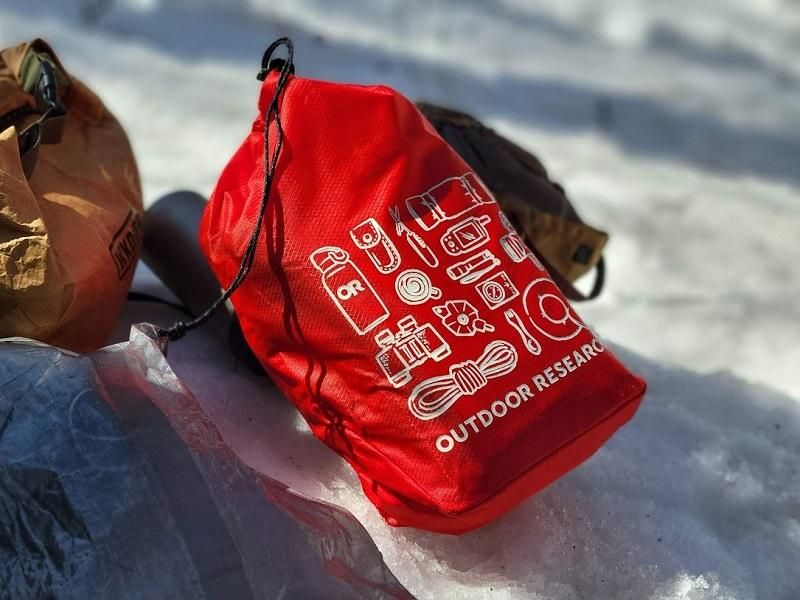 Amazon | Outdoor Research PackOut グラフィックスタッフサック