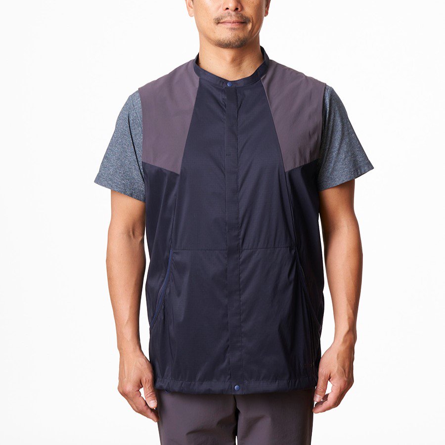 Wind River Vest<img class='new_mark_img2' src='https://img.shop-pro.jp/img/new/icons5.gif' style='border:none;display:inline;margin:0px;padding:0px;width:auto;' />