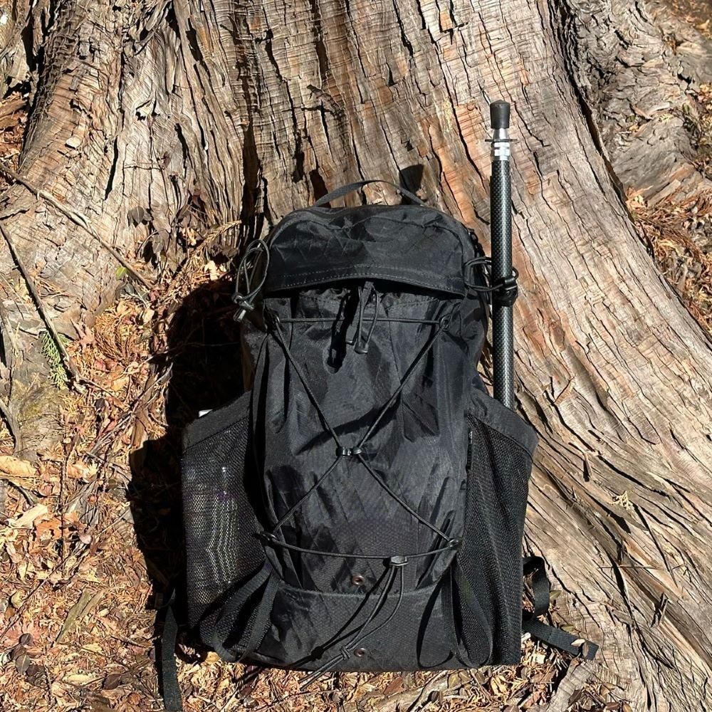 Carbon Trekking Pole<img class='new_mark_img2' src='https://img.shop-pro.jp/img/new/icons59.gif' style='border:none;display:inline;margin:0px;padding:0px;width:auto;' />