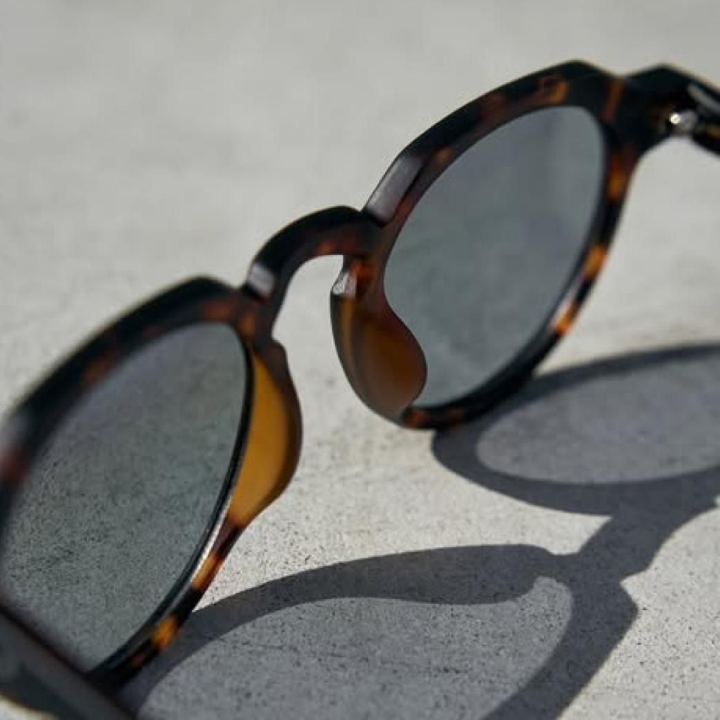 Var - 宗像山道具店 by GRIPS