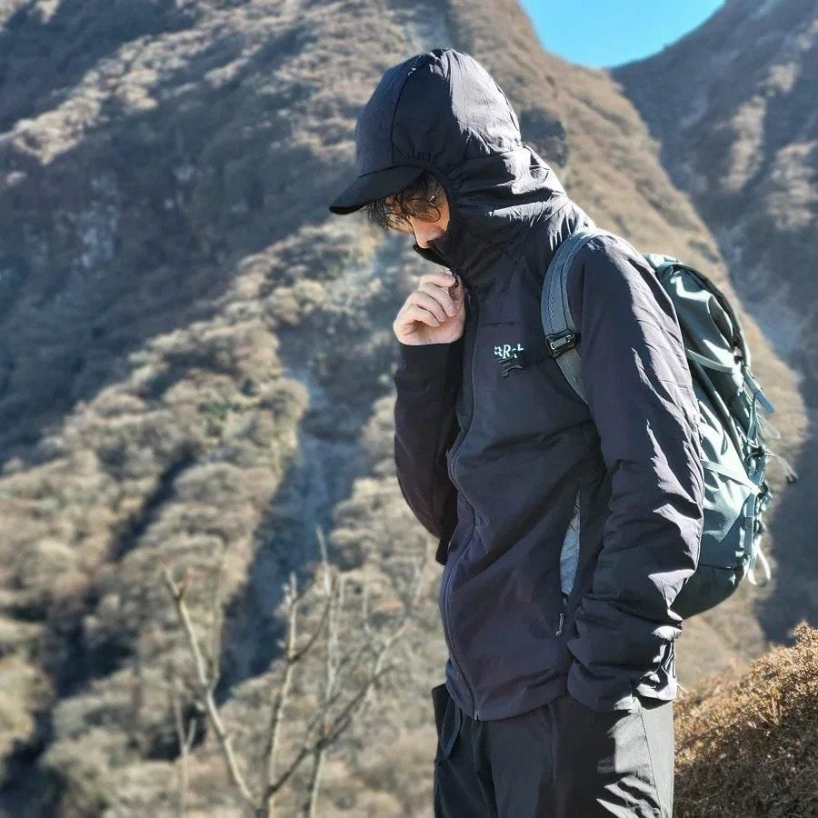 2024人気特価 Light Alpine Xenair Jacket GRIPS by 宗像山道具店 - ジャケット・アウター
