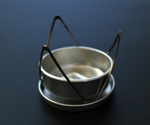 Solid/gel fuel burner - 宗像山道具店 by GRIPS Solid/gel fuel burner - 宗像山道具店 by GRIPS