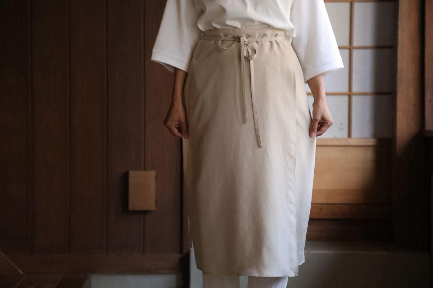 Yoli Silk wrap skirt(Beige) - マーマーなブックス アンド Yoli Silk wrap skirt(Beige) - マーマーなブックス アンド