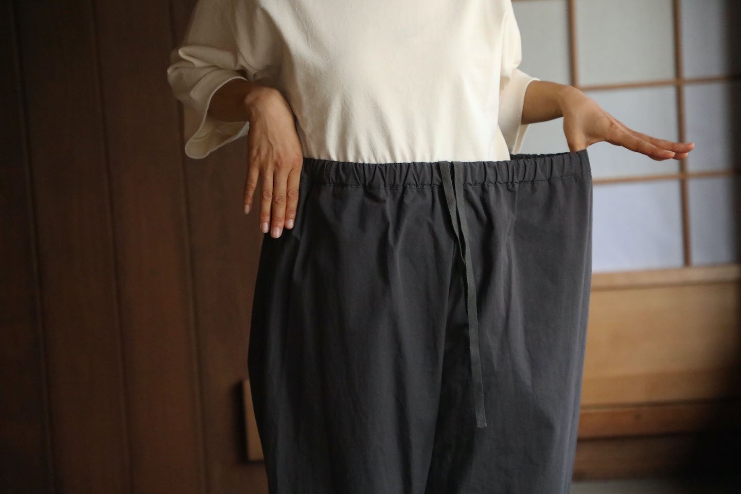 Yoli Cotton eazy pants(Charcoal gray) - マーマーなブックス アンド