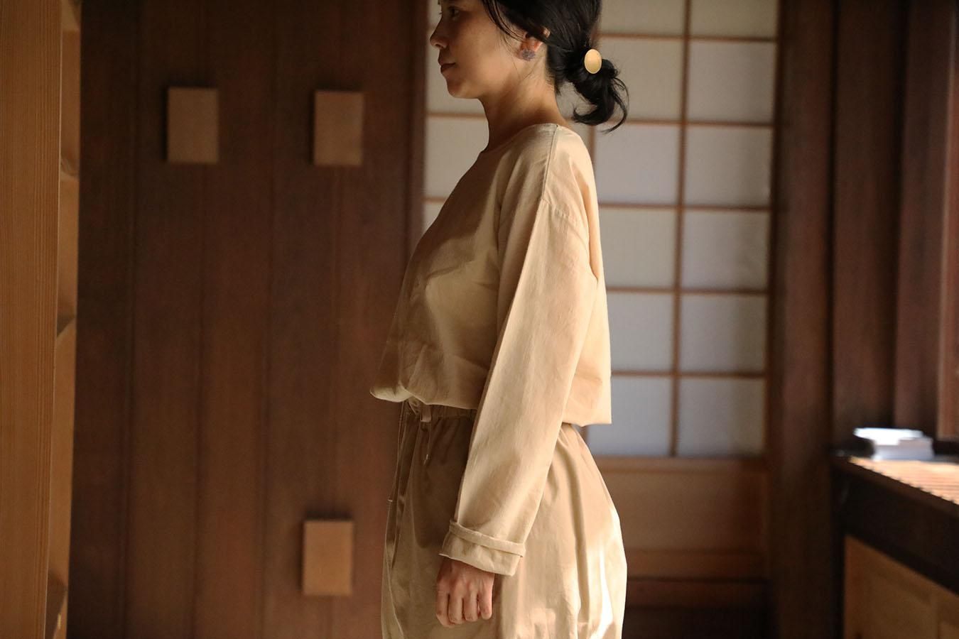 Yoliシンプルブラウス | コットン素材 - マーマーなブックス アンド