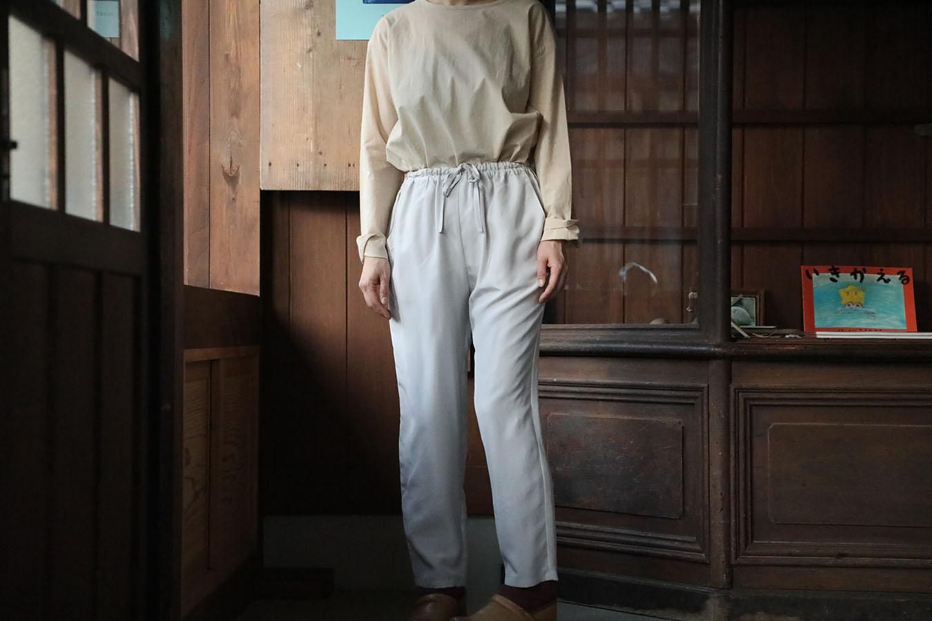 Yoli silk pants サイズ1 ベージュ Yoli silk pants サイズ1 ベージュ