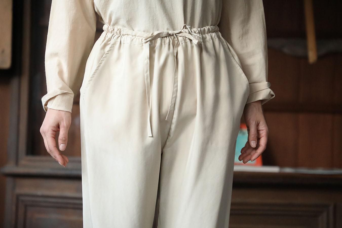 Yoli silk pants | シルクパンツ - マーマーなブックス アンド