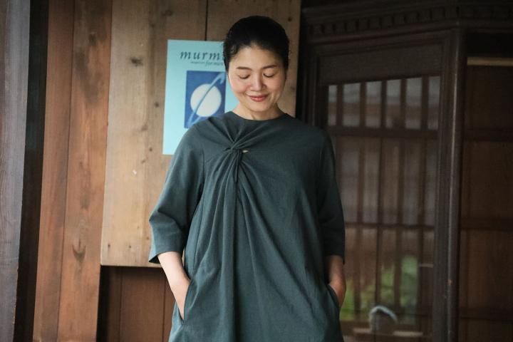COSMIC WONDER cotton flax poplin twisted folk dress (Dark Blue<img class='new_mark_img2' src='https://img.shop-pro.jp/img/new/icons3.gif' style='border:none;display:inline;margin:0px;padding:0px;width:auto;' />