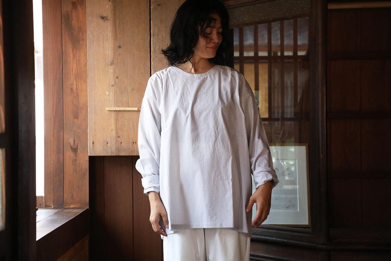 yoliプルオーバーシャツ　pullover shirts ホワイト　コットン yoliプルオーバーシャツ pullover shirts ホワイト コットン
