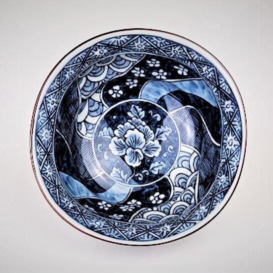 有田焼陶祥窯 古染祥瑞手胴締四方押鉢 有田焼陶祥窯 古染祥瑞手胴締四方押鉢