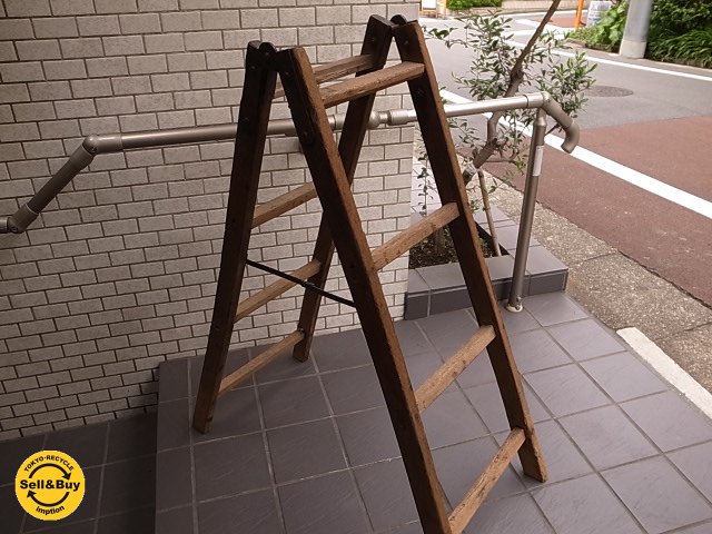 シャビーシック ステップラダー 木味 古いナラ材のビンテージ脚立 梯子