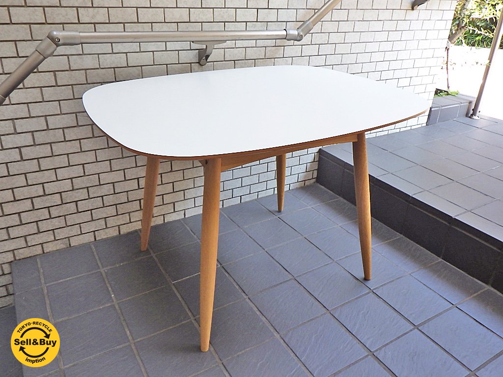 カリモク60+ ロクマルプラス Dテーブル メラミン天板 オーク材フレーム