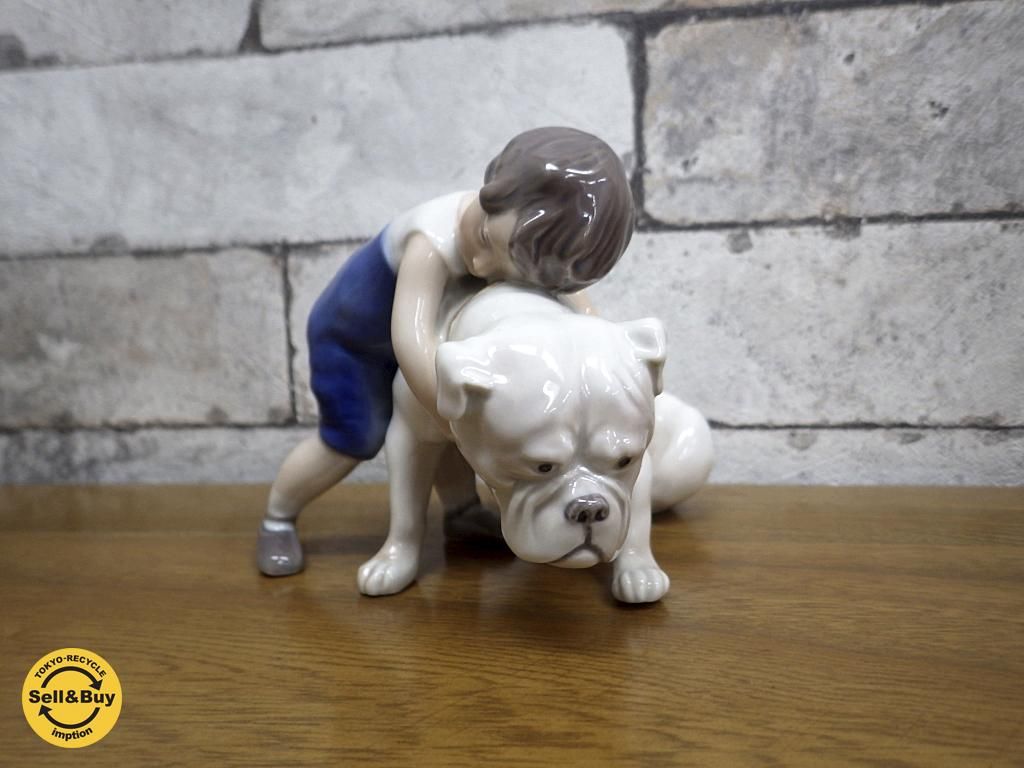 ロイヤルコペンハーゲン Royal Copenhagen 少年と犬のフィギュリン