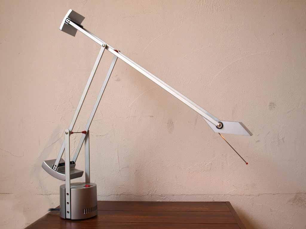 アルテミデ Artemide ティチオ マイクロ Tizio Micro デスクライト シルバー リチャード サパー イタリア Tokyo Recycle Imption 東京 世田谷のリサイクルショップ デザイナーズ 北欧家具の販売 買取