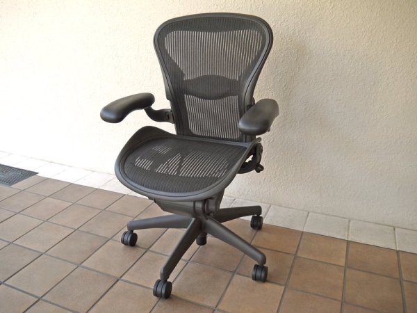 ϡޥߥ顼 HermanMiller  Aeron Chair Сݡ ե A 183,600-  ǥ / ե ˾ɹ 