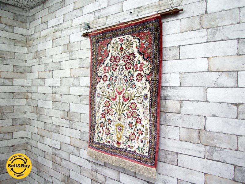 ペルシャ絨毯 タペストリー クム産 ゴルダニ柄 シルク100% 56×78cm