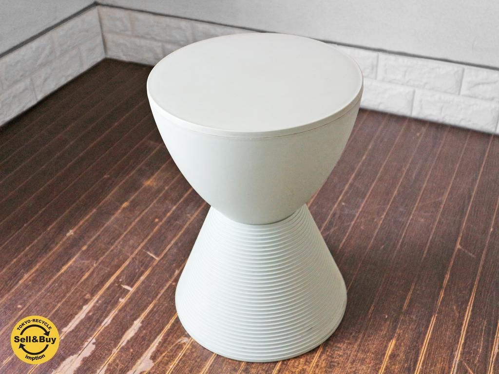 Amazon｜Kartell(カルテル) スツール 『PRINCE AHA(プリンスアハ