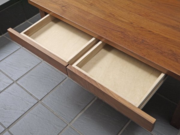 無印良品 MUJI 木製ローテーブル ウォールナット材 無垢材 引き出し付 w90cm シンプルデザイン - TOKYO RECYCLE