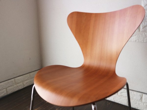 եåĥϥ󥻥 Fritz Hansen ֥ Seven Chair ͥ䥳֥ Arne Jacobsen ꡼ 