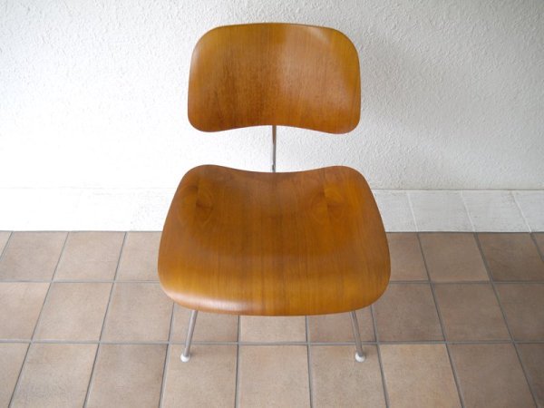 ϡޥߥ顼 HermanMiller ॺ Eames ץ饤å ˥󥰥 DCM  2003ǯ ʥåȺ ɹ ̾ MoMA ߥåɥ꡼ 