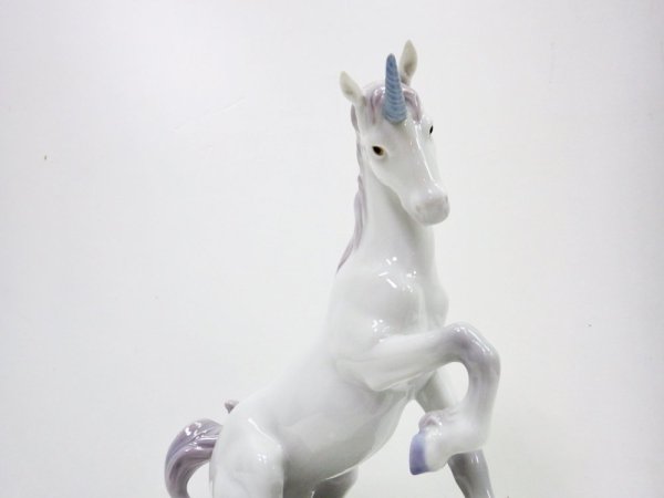 リヤドロ LLADRO マジカルユニコーン magical unicorn #7697 フィギュ 