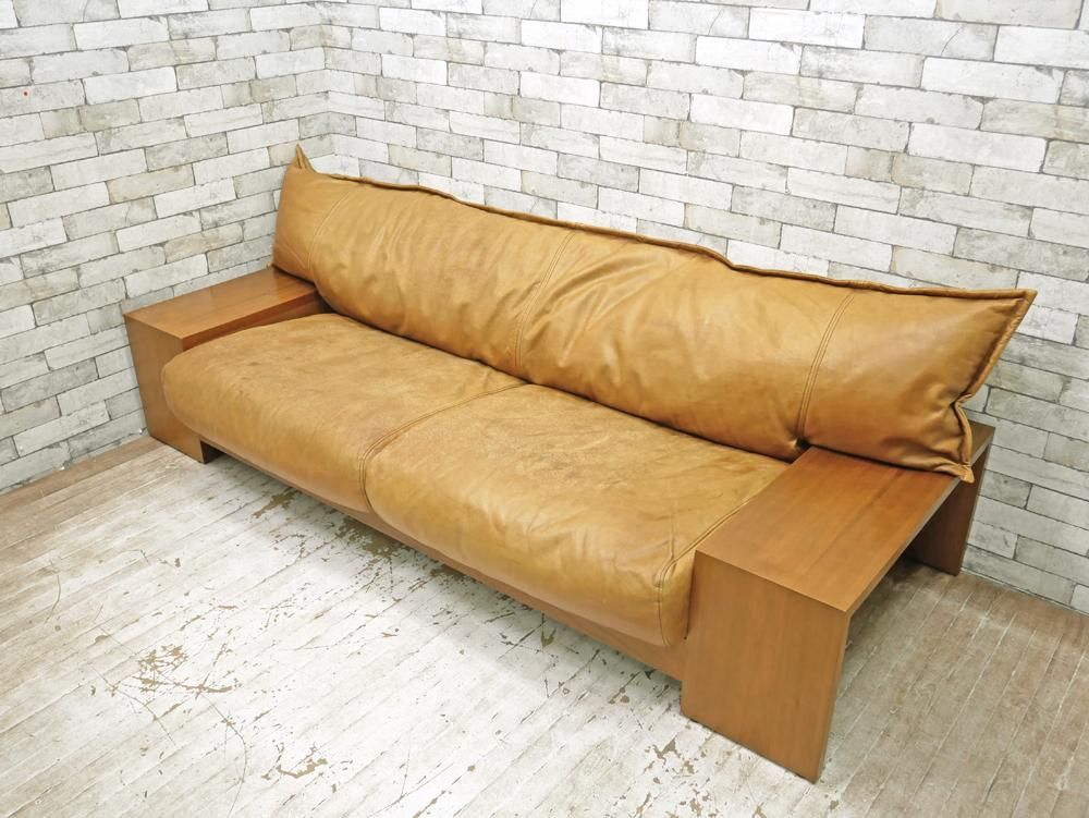 ロックストーン Rockstone キザ Kiza ソファ 2人掛け ワイドサイズ 本革 ウォールナット 岩倉榮利デザイン Tokyo Recycle Imption 東京 世田谷のリサイクルショップ デザイナーズ 北欧家具の販売 買取