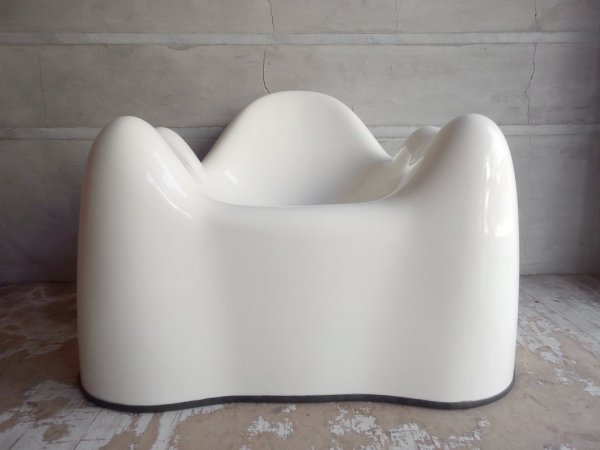 ٥ꥢ BEYLERIAN Ltd. ǥ륭å Wendell Castle ⡼顼 Molar Chair 饦󥸥   70-80s ӥơ MoMA