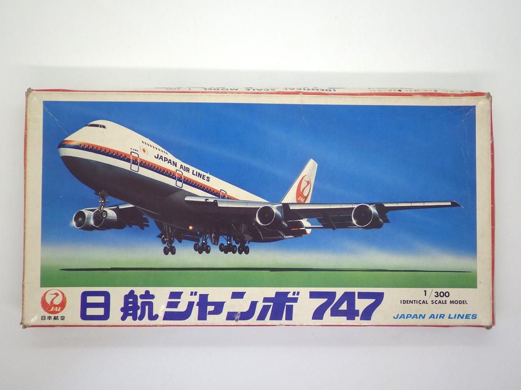 JAL 日本航空 日航ジャンボ ボーイング 747便 1/300 航空機 プラモデル