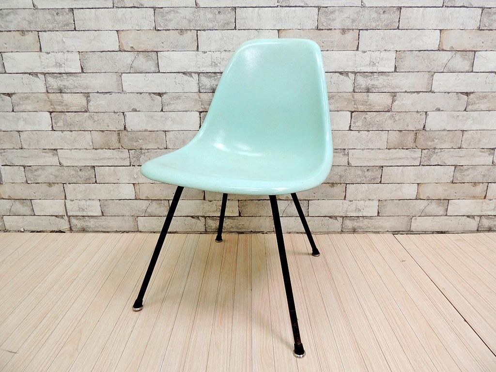 ハーマンミラー Herman Miller サイドシェルチェア ライトブルー 2nd ビンテージ Xベース C R イームズ ミッドセンチュリー 希少 Tokyo Recycle Imption 東京 世田谷のリサイクルショップ デザイナーズ 北欧家具の販売 買取 ハーマンミラー Herman Miller サイドシェルチェア ライトブルー 2nd ビンテージ Xベース C R イームズ ミッドセンチュリー 希少 Tokyo Recycle Imption 東京 世田谷のリサイクルショップ デザイナーズ 北欧家具の販売 買取
