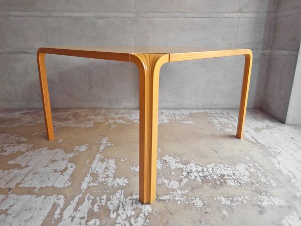 ƥå artek եå ҡơ֥ Fan Leg Coffee Table Xå  Alvar Aalto ե   