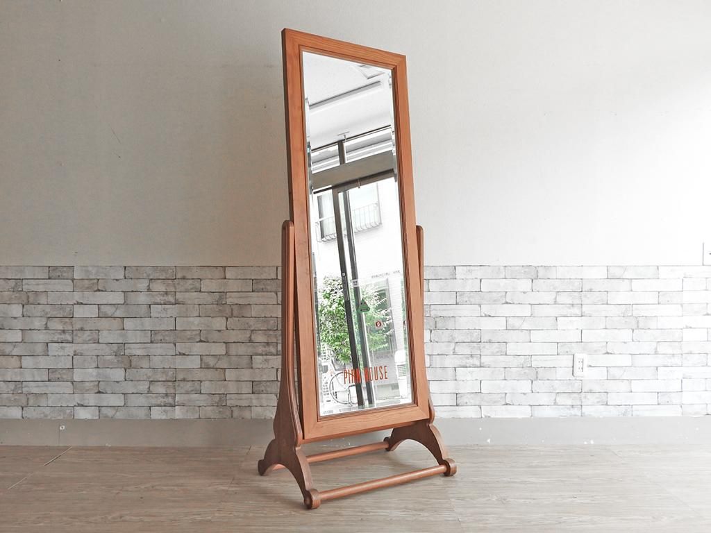 ピンクハウス Pink House 使用品 パイン材 スタンドミラー 姿見 H197cm カントリースタイル 店舗什器 ビンテージ Vintage Tokyo Recycle Imption 東京 世田谷のリサイクルショップ デザイナーズ 北欧家具の販売 買取 ピンクハウス Pink House 使用品 パイン材 スタンドミラー 姿見 H197cm カントリースタイル 店舗什器 ビンテージ Vintage Tokyo Recycle Imption 東京 世田谷のリサイクルショップ デザイナーズ 北欧家具の販売 買取