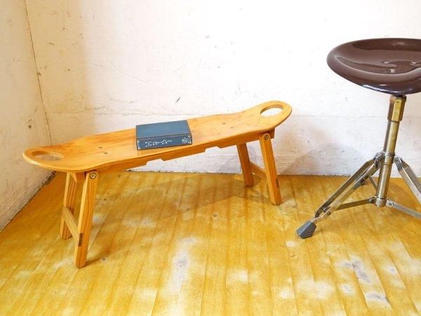 ペレグリンファニチャー × アレキサンダーリーチャン SK8 TABLE