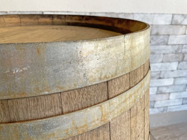 古い木味のワイン樽 カウンターテーブル 立ち呑み 店舗什器 カフェ