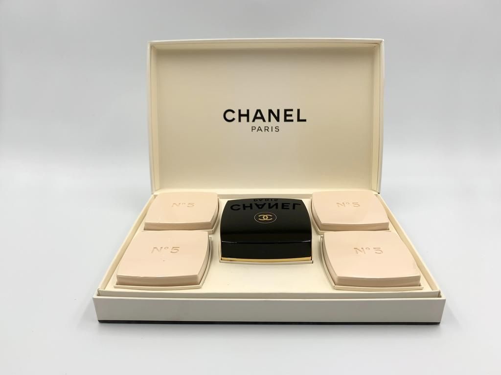 新品未使用シャネルCHANEL No.5 石けん 6個セット化粧箱入り