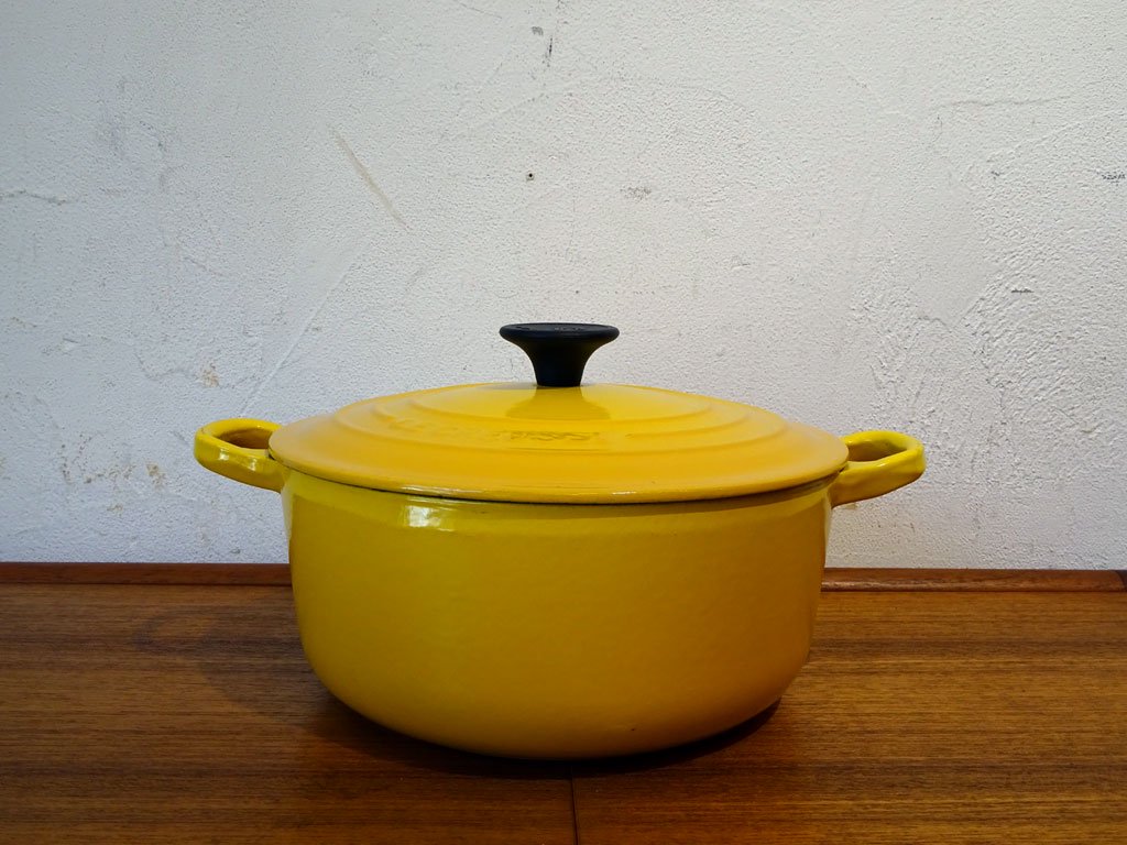 ル・クルーゼ LE CREUSET ココットロンド 20? ディジョンイエロー 廃盤