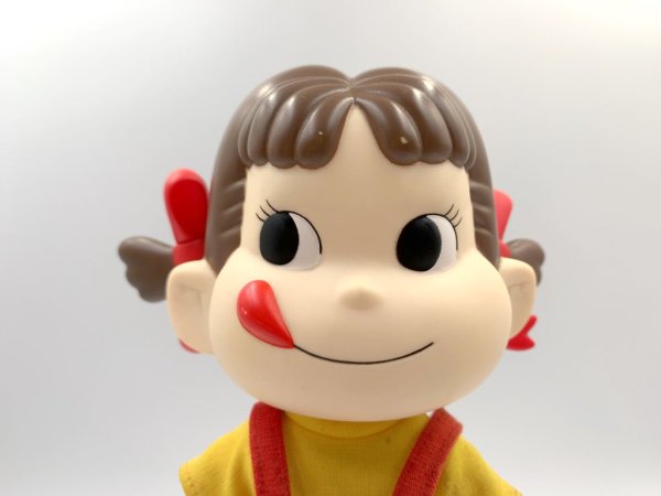 昭和レトロ ペコちゃん人形 フィギュア 懸賞当選品限定モデル 不二家 