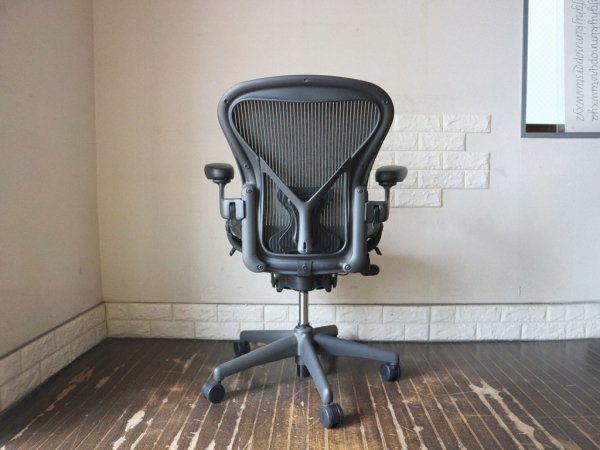 ϡޥߥ顼 Herman Miller  Aeron Chair A ݥ㡼եå ե ǥ  ե 