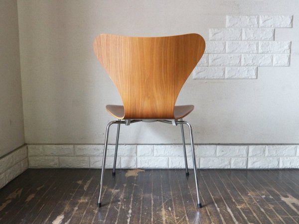 եåĥϥ󥻥 Fritz Hansen ֥ Seven Chair ͥ䥳֥ Arne Jacobsen ʥå ץ顼 ǥʡ 