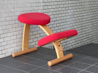 サカモトハウス SAKAMOTO HOUSE リボ Rybo バランスイージー Balance Easy レッド バランスチェア 学習椅子 ■