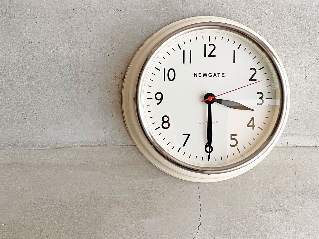 Fresh Milk Wall Clock ニューゲート イギリス | maltsev-worldwide.com