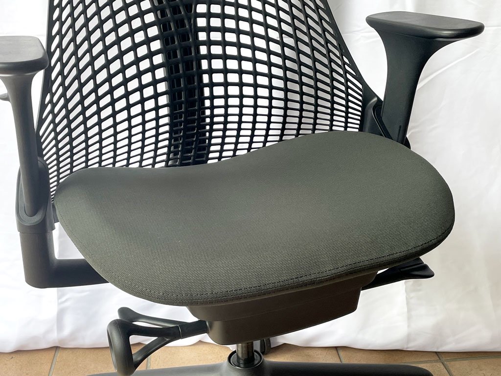 ϡޥߥ顼 Herman Miller  SAYL Chair ߥɥХå ǥ ٥  