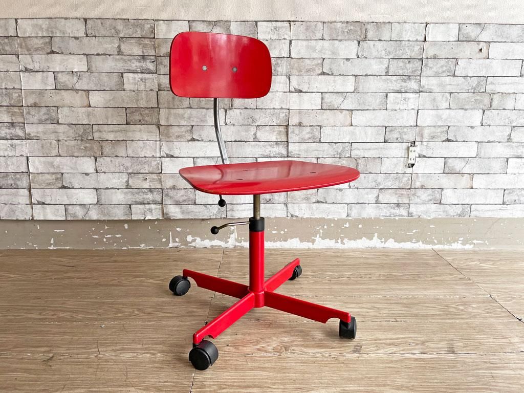 Kettel&Villadsen ケヴィチェア KEVI Chair 4本脚 レッド ヨルゲン・ラスムセン ビンテージ デスクチェア キャスターベース 北欧 デンマーク ● - TOKYO RECYCLE imption