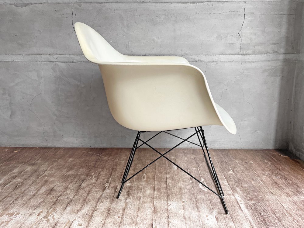 ϡޥߥ顼 Herman Miller ॷ LAR FRP ۥ磻 åĥ쥤ɥ 饦󥸥١ C&R ॺ 