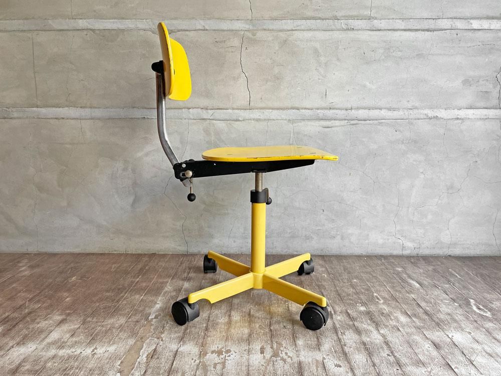 Jorgen Rasmussen(ヨルゲン・ラスムッセン)デザイン KEVI Chair