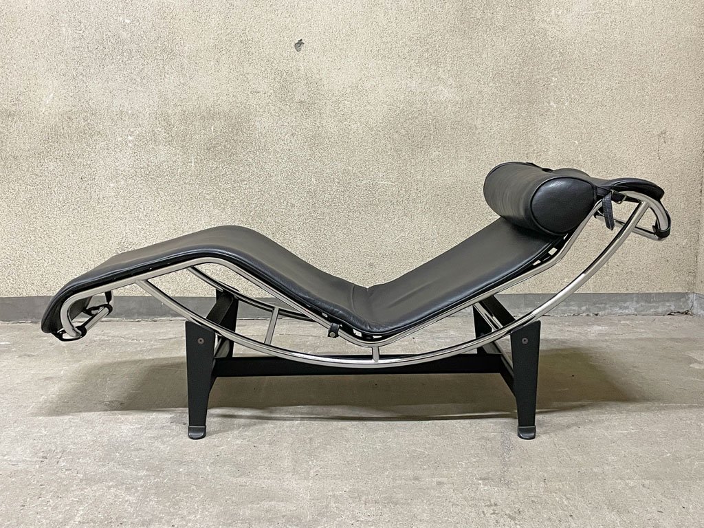 ル・コルビジェ Le Corbusier LC4 シェーズロング レザー 本革 長椅子 ソファ リプロダクト モダンデザイン MoMAコレクション 〓